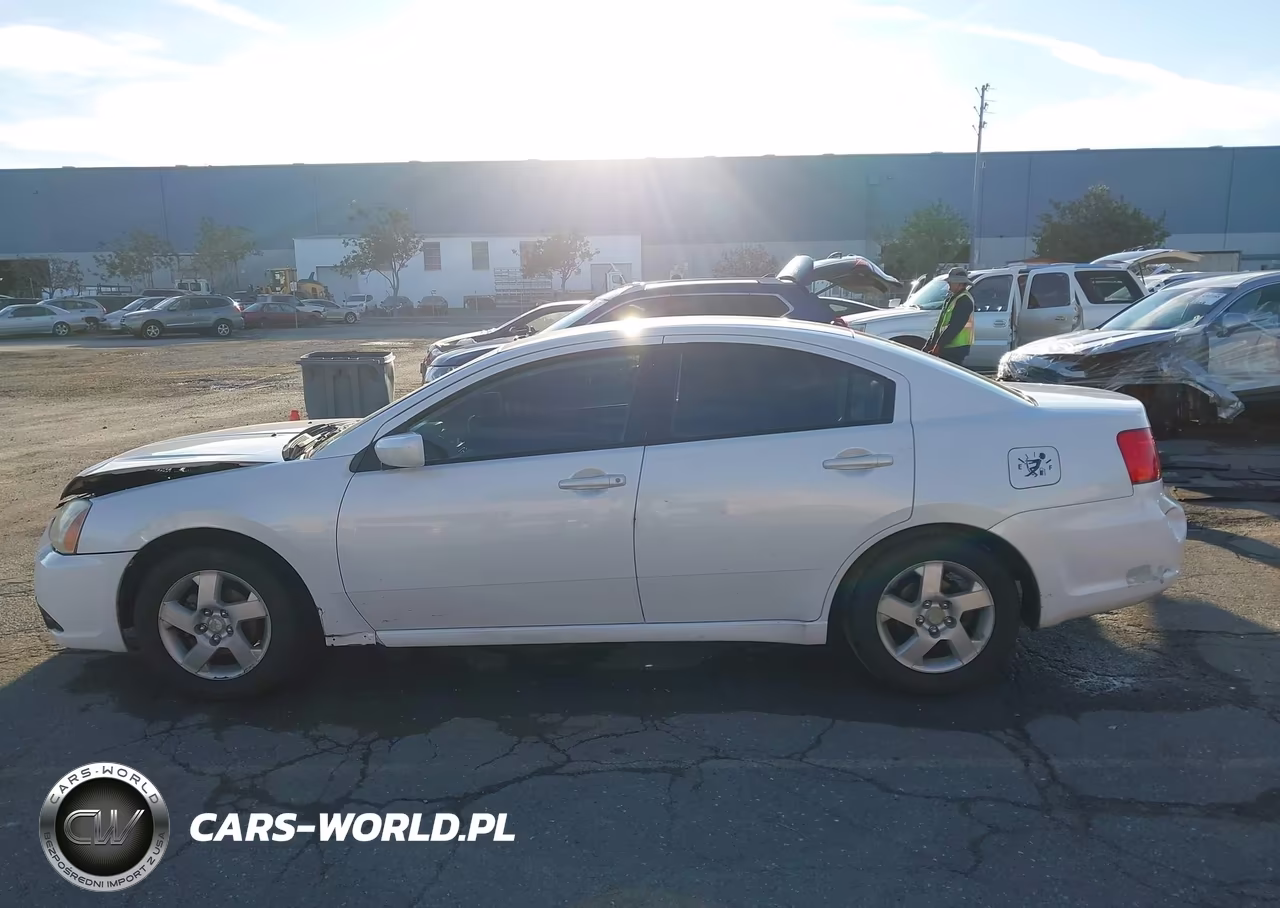 MITSUBISHI GALANT VIN:4A32B2FF3CE009029 - 14