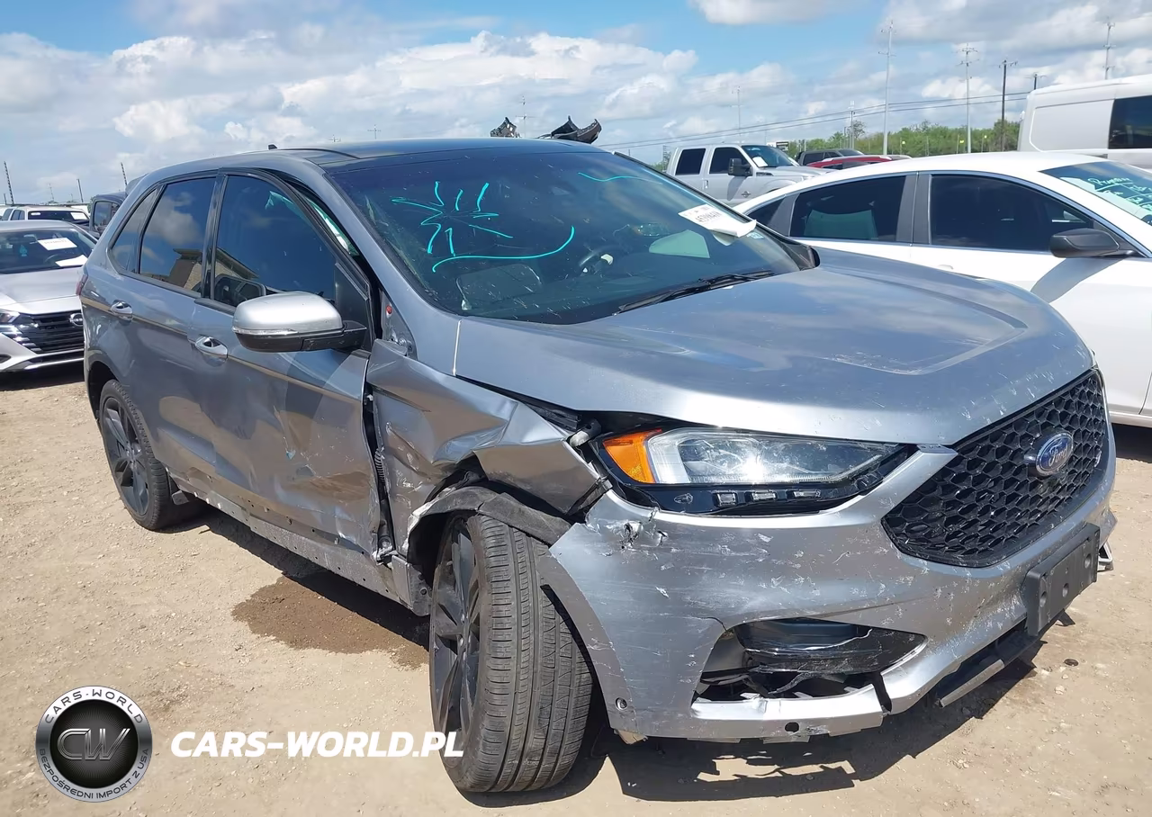 2020 Ford Edge St – zdjęcie 1 z 17