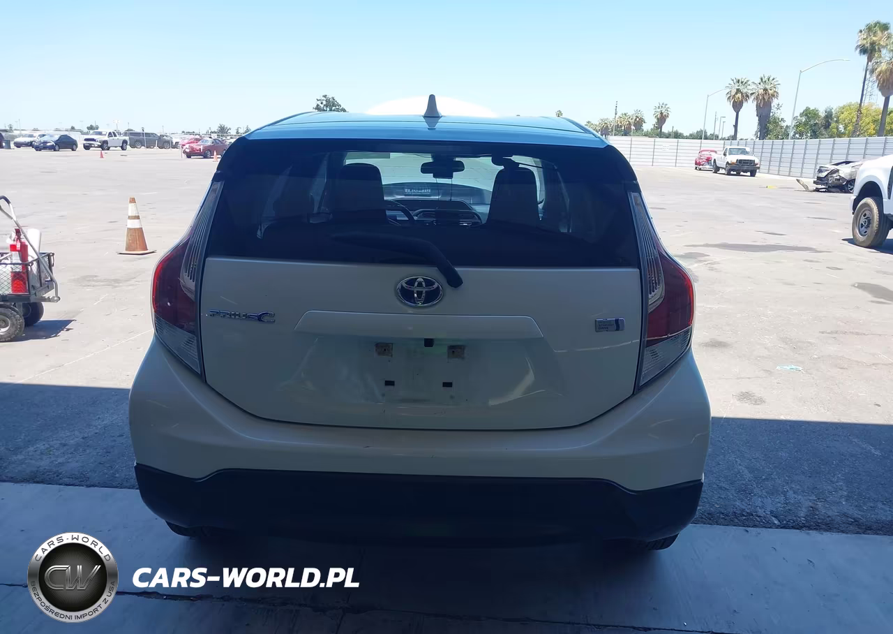 2017 Toyota Prius C One VIN:JTDKDTB31H1597638 - 17