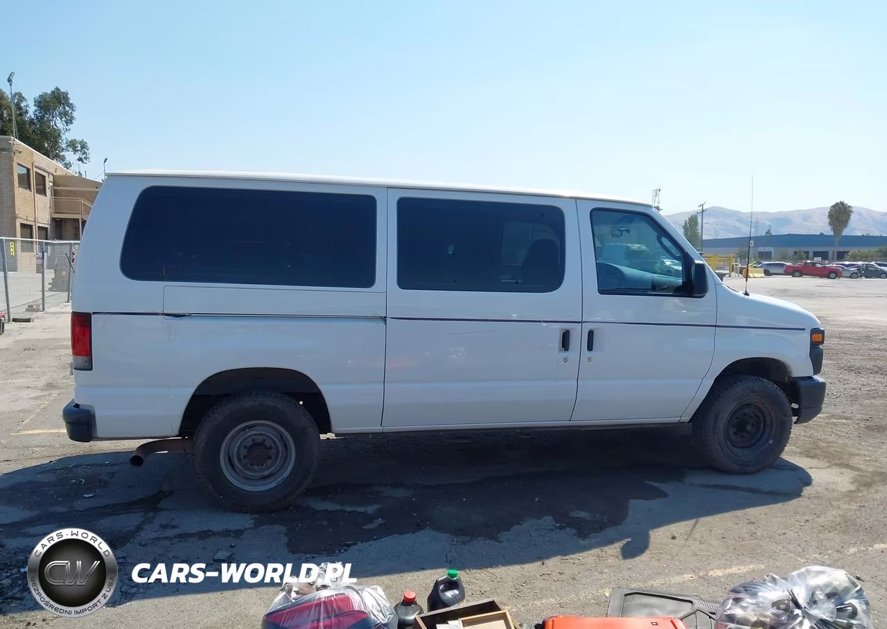 2008 Ford E-350 Super Duty Xl-Xlt VIN:1FBNE31L38DA24741 - 13