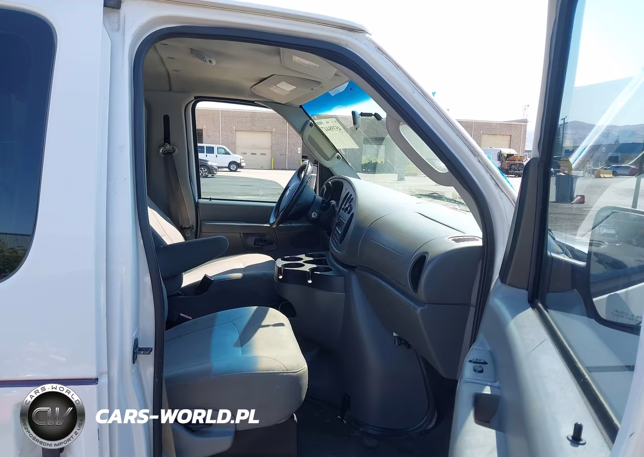 2008 Ford E-350 Super Duty Xl-Xlt VIN:1FBNE31L38DA24741 - 5