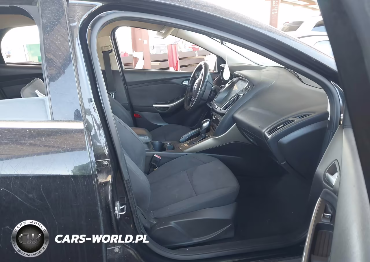 2012 Ford Focus Sel VIN:1FAHP3H27CL373695 - 5