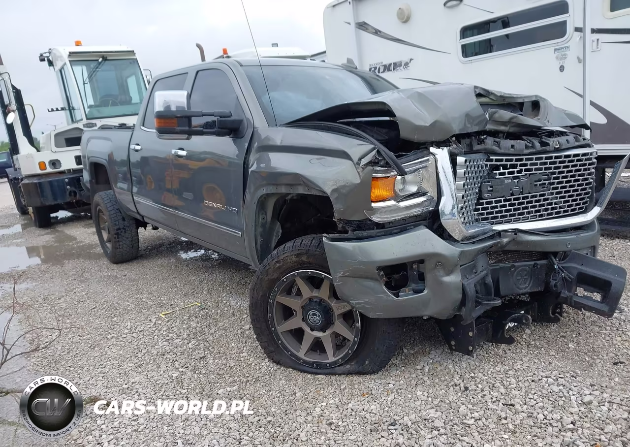 2017 GMC Sierra 3500Hd Denali – zdjęcie 1 z 15