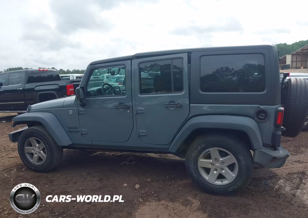 2015 Jeep Wrangler Unlimited Sport VIN:1C4BJWDG5FL641555 - 14