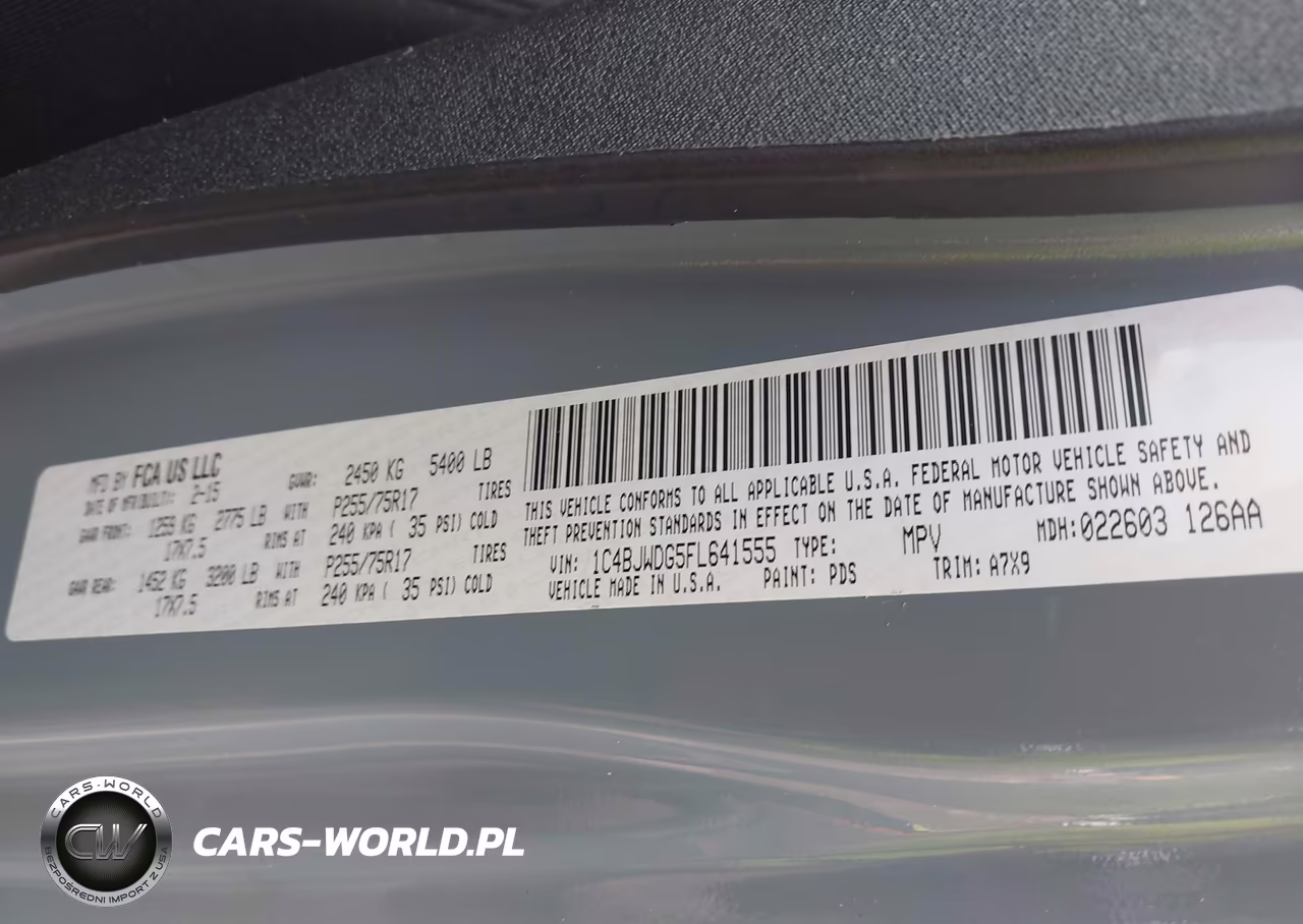 2015 Jeep Wrangler Unlimited Sport VIN:1C4BJWDG5FL641555 - 9