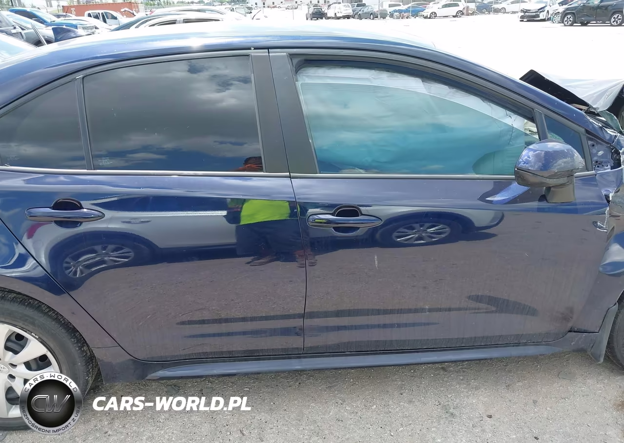 2022 Toyota Corolla Le VIN:5YFEPMAE6NP317183 - 13