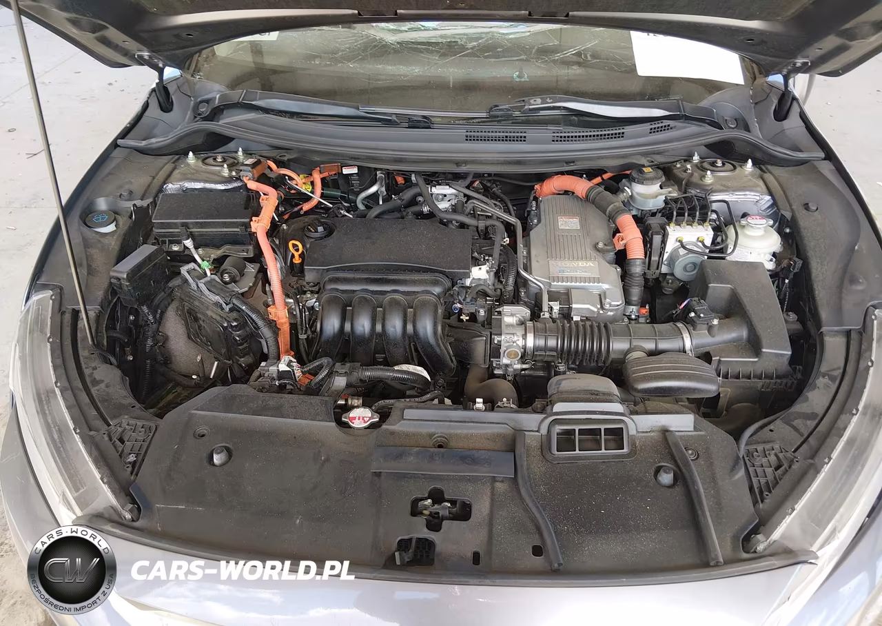 2018 Honda Clarity Plug-In Hybrid VIN:JHMZC5F18JC007000 - 10
