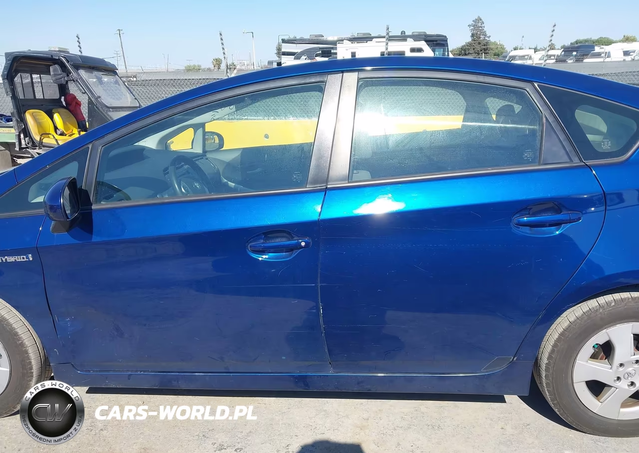 2011 Toyota Prius Three VIN:JTDKN3DU3B0259349 - 14