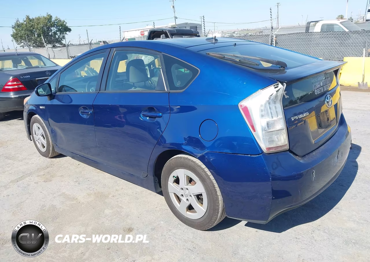 2011 Toyota Prius Three VIN:JTDKN3DU3B0259349 - 3