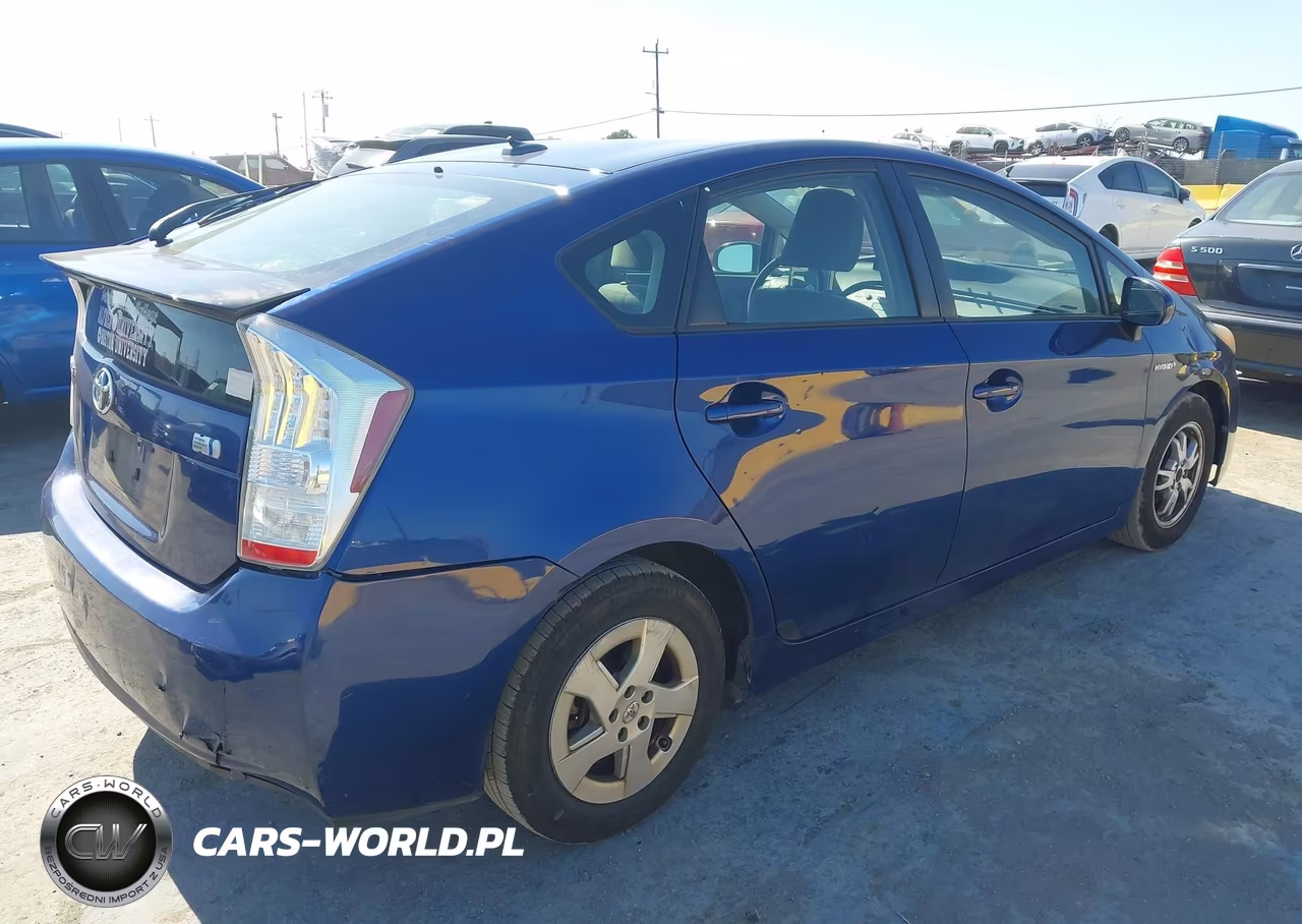 2011 Toyota Prius Three VIN:JTDKN3DU3B0259349 - 4