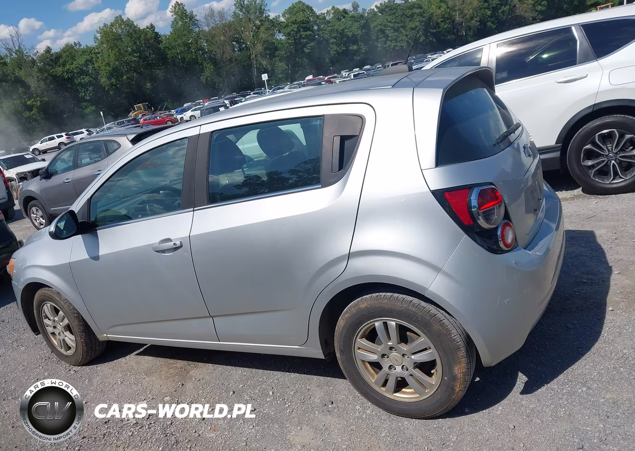 2015 Chevrolet Sonic Lt Auto VIN:1G1JC6SGXF4101162 - 15