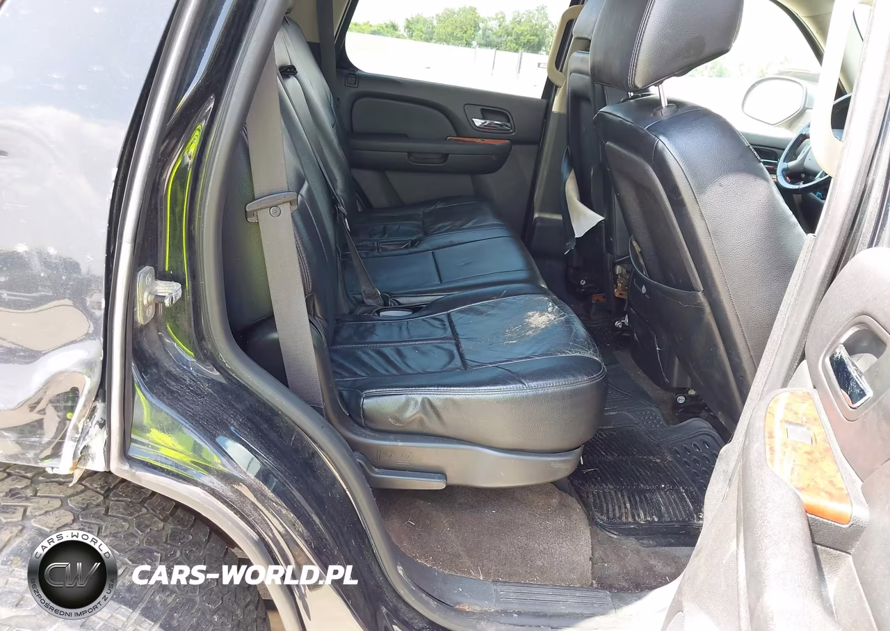 2011 Chevrolet Tahoe Ls VIN:1GNSCAE03BR340070 - 8