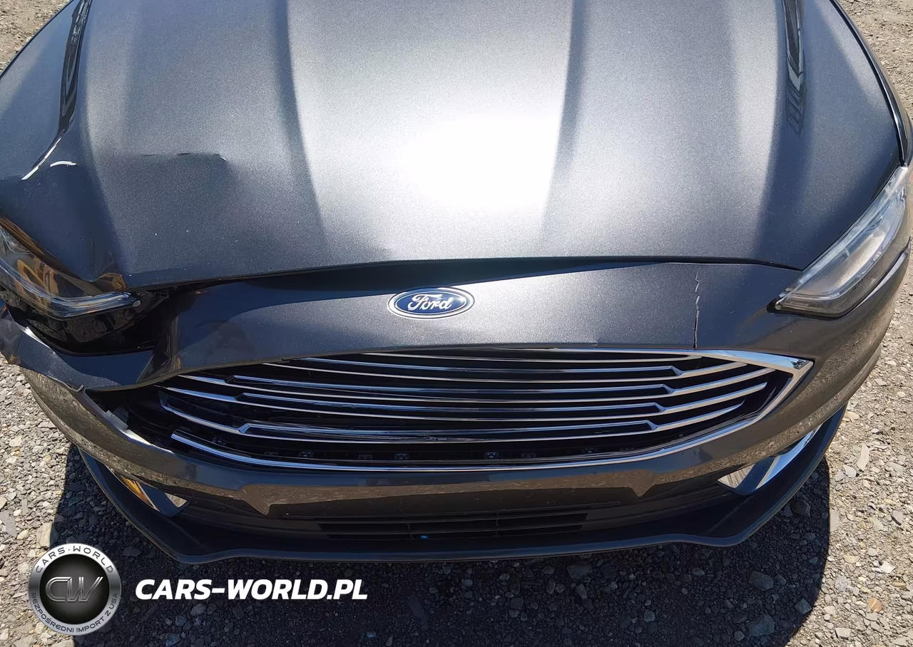 2018 Ford Fusion S VIN:3FA6P0G77JR228562 - 18