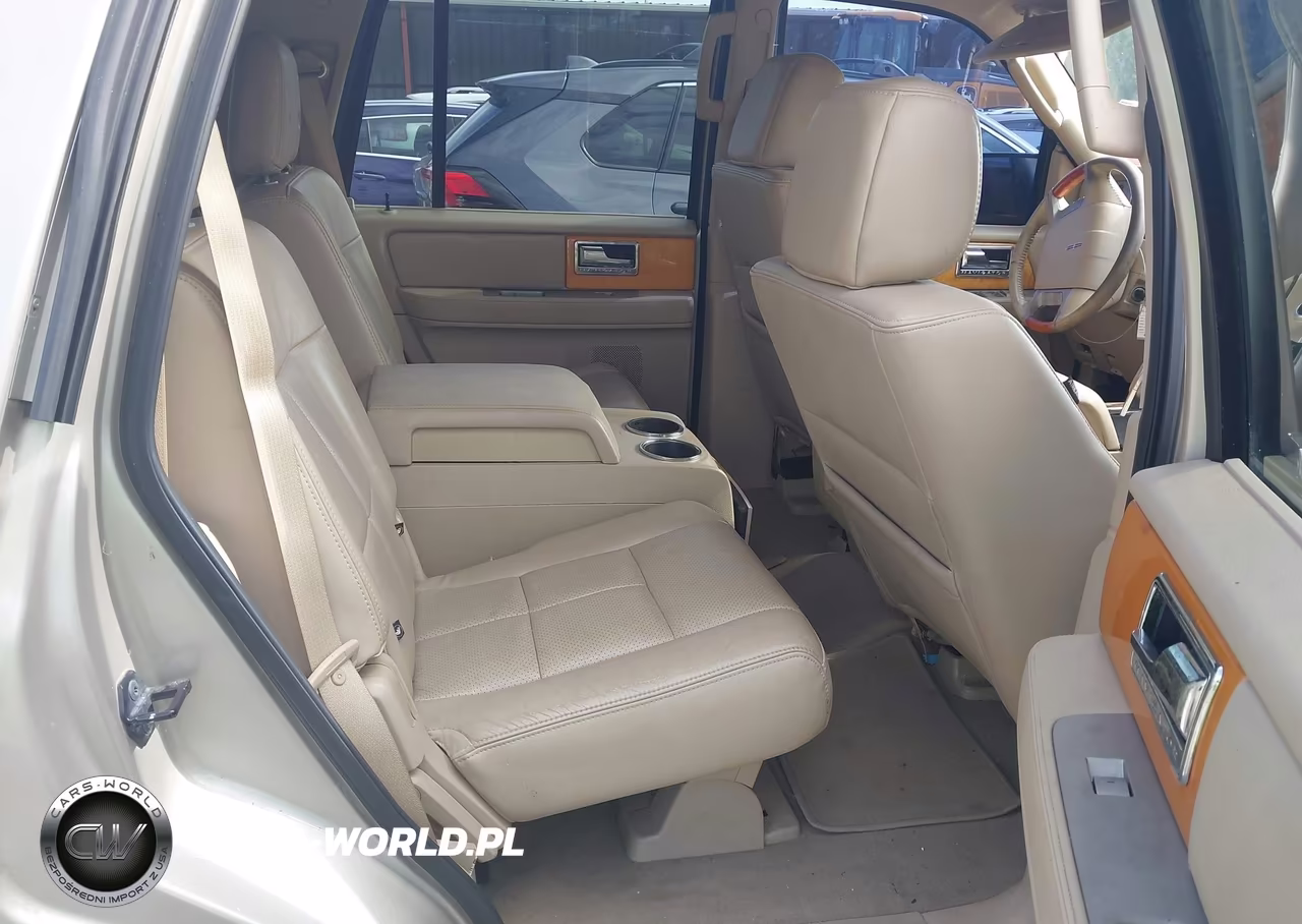 2008 Lincoln Navigator VIN:5LMFU27558LJ02490 - 8