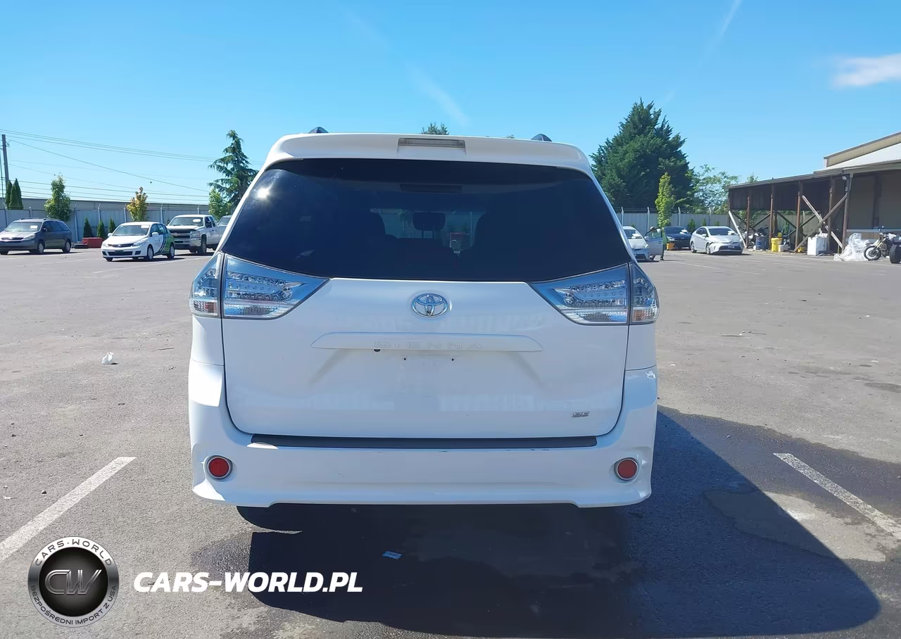 2017 Toyota Sienna Se 8 Passenger VIN:5TDXZ3DC8HS818305 - 16
