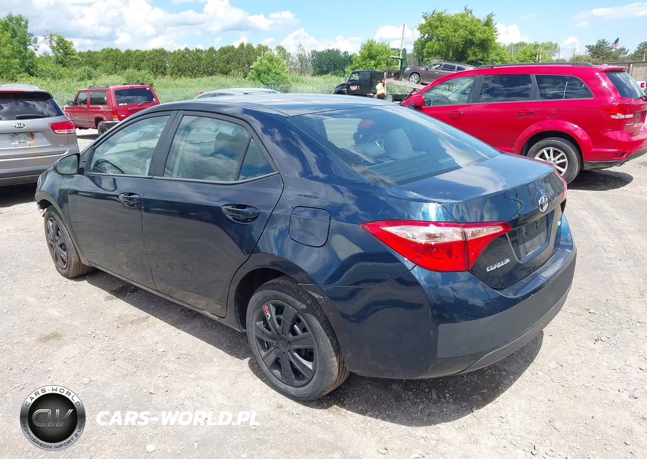 2018 Toyota Corolla Le VIN:2T1BURHEXJC051501 - 3