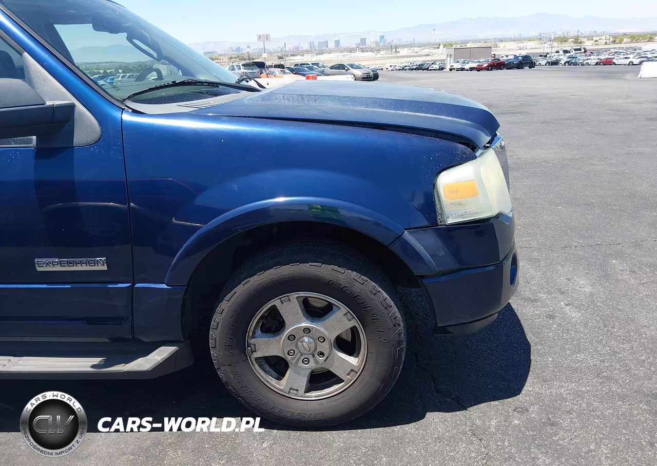 2008 Ford Expedition Xlt VIN:1FMFU165X8LA74474 - 12