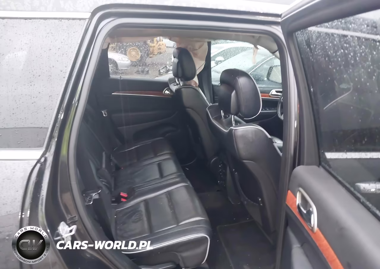 2013 Jeep Grand Cherokee Overland VIN:1C4RJFCT9DC650365 - 8