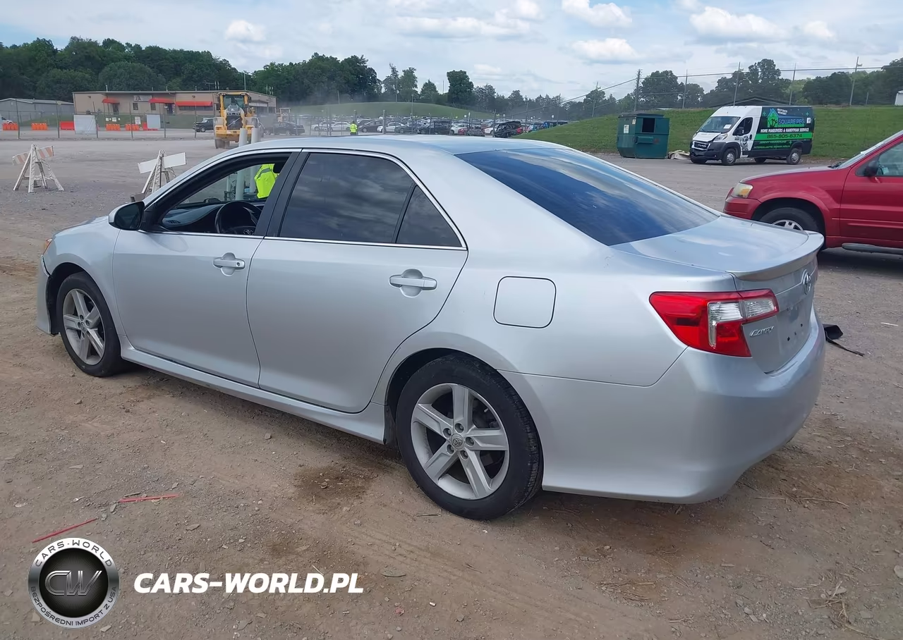 2013 Toyota Camry Se VIN:4T1BF1FK7DU671097 - 3