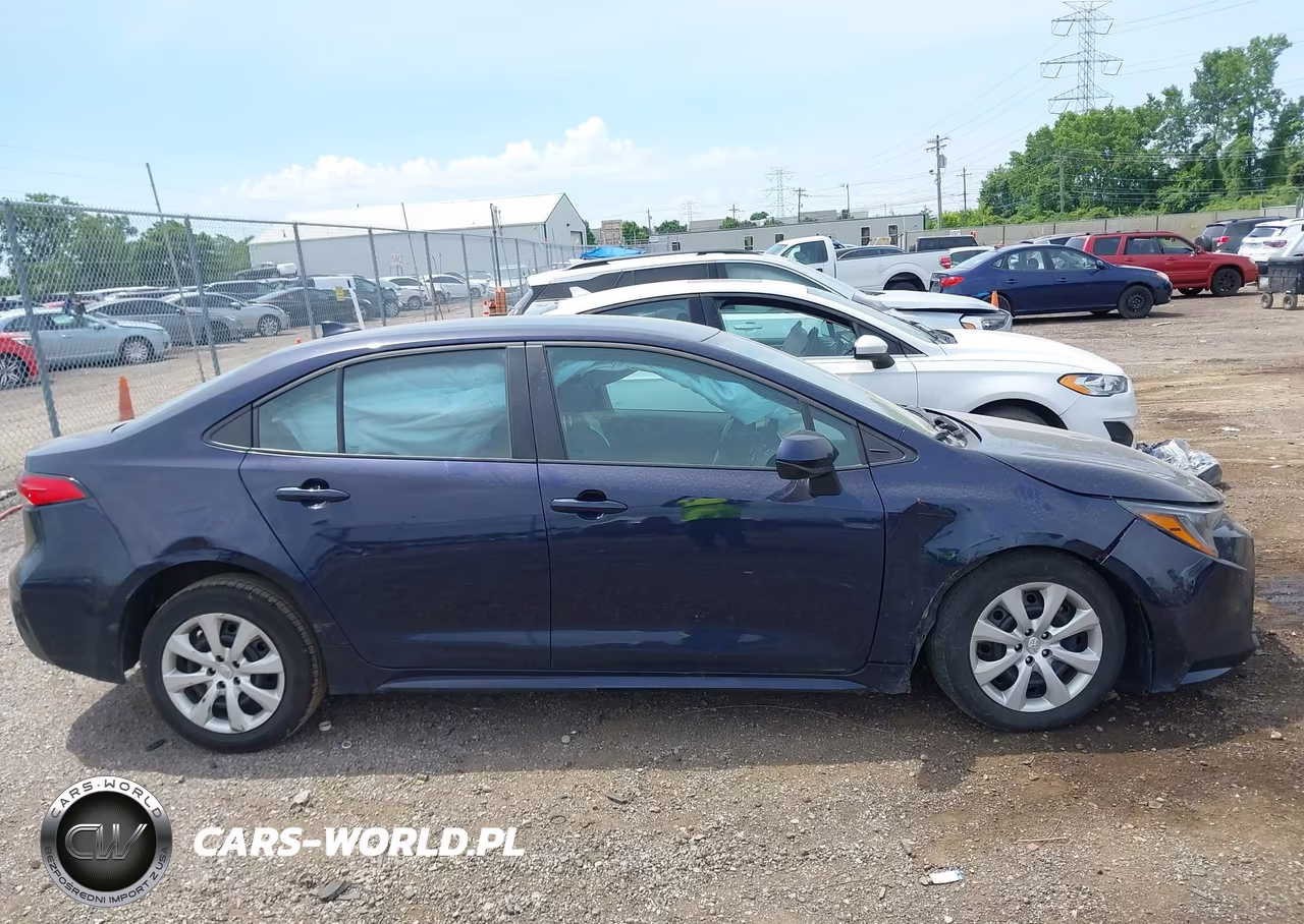 2025 Toyota Corolla Le VIN:5YFB4MDE4SP262865 - 13