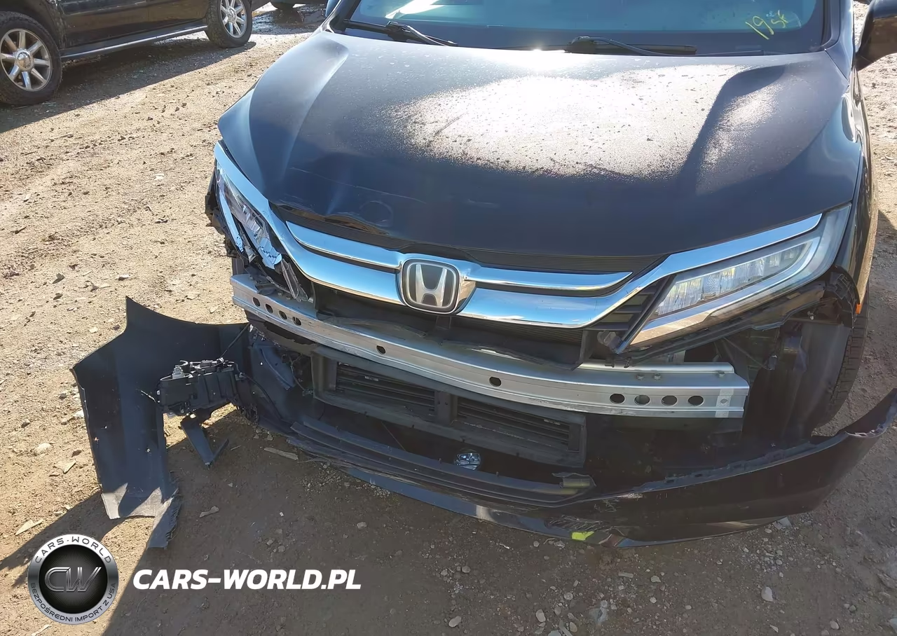 2019 Honda Odyssey Touring VIN:5FNRL6H89KB095576 - 6
