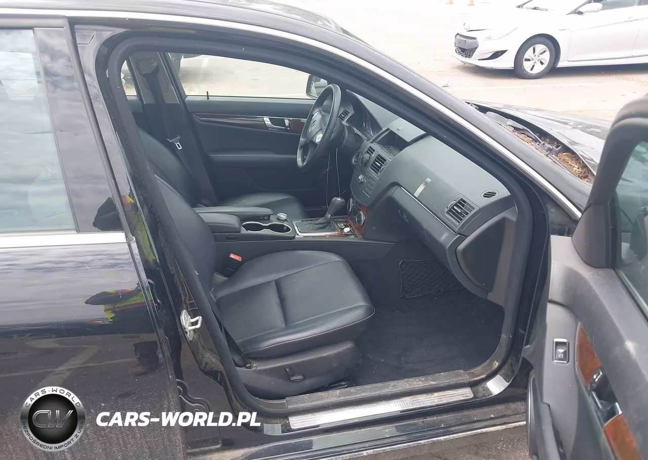 2010 Mercedes-Benz C 300 Luxury 4Matic-Sport 4Matic VIN:WDDGF8BB3AF471543 - 5