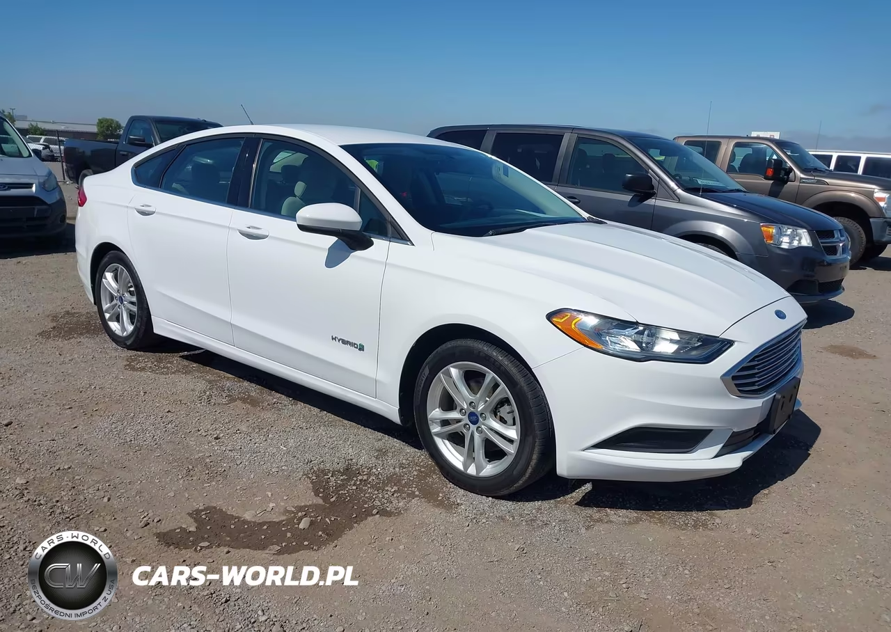 2018 Ford Fusion Hybrid S – zdjęcie 1 z 17