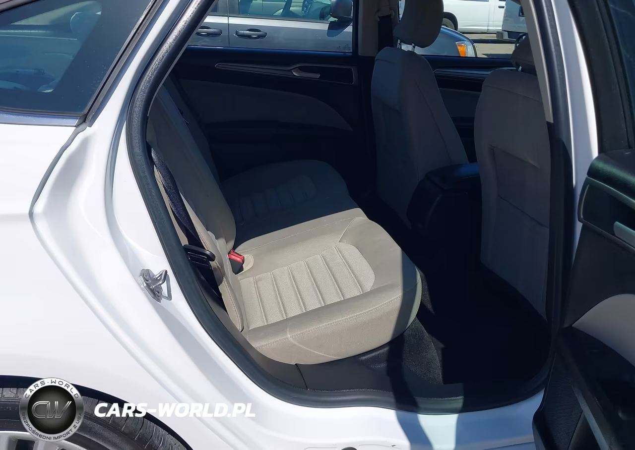 2018 Ford Fusion Hybrid S VIN:3FA6P0UU5JR254555 - 8