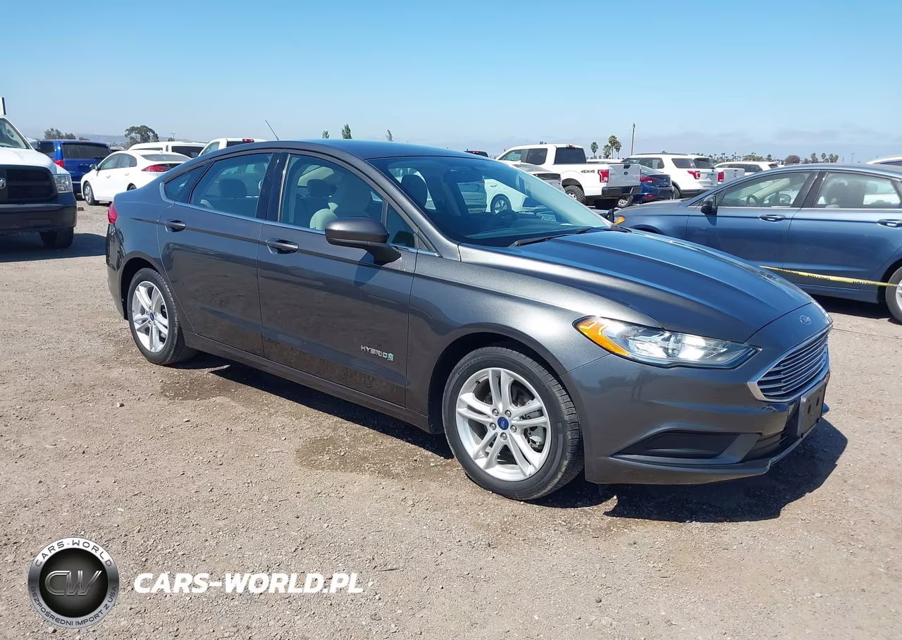 2018 Ford Fusion Hybrid S – zdjęcie 1 z 17