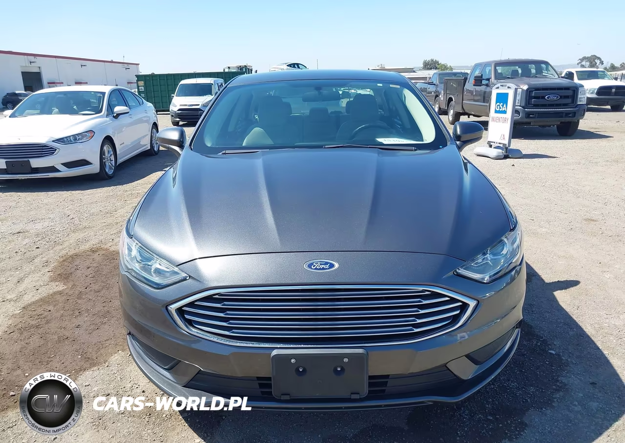 2018 Ford Fusion Hybrid S VIN:3FA6P0UU4JR243532 - 12