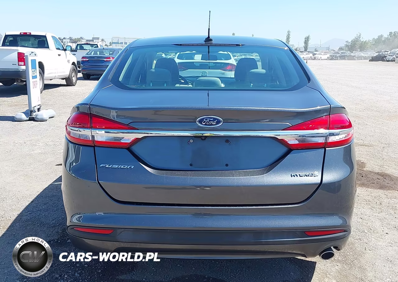 2018 Ford Fusion Hybrid S VIN:3FA6P0UU4JR243532 - 16