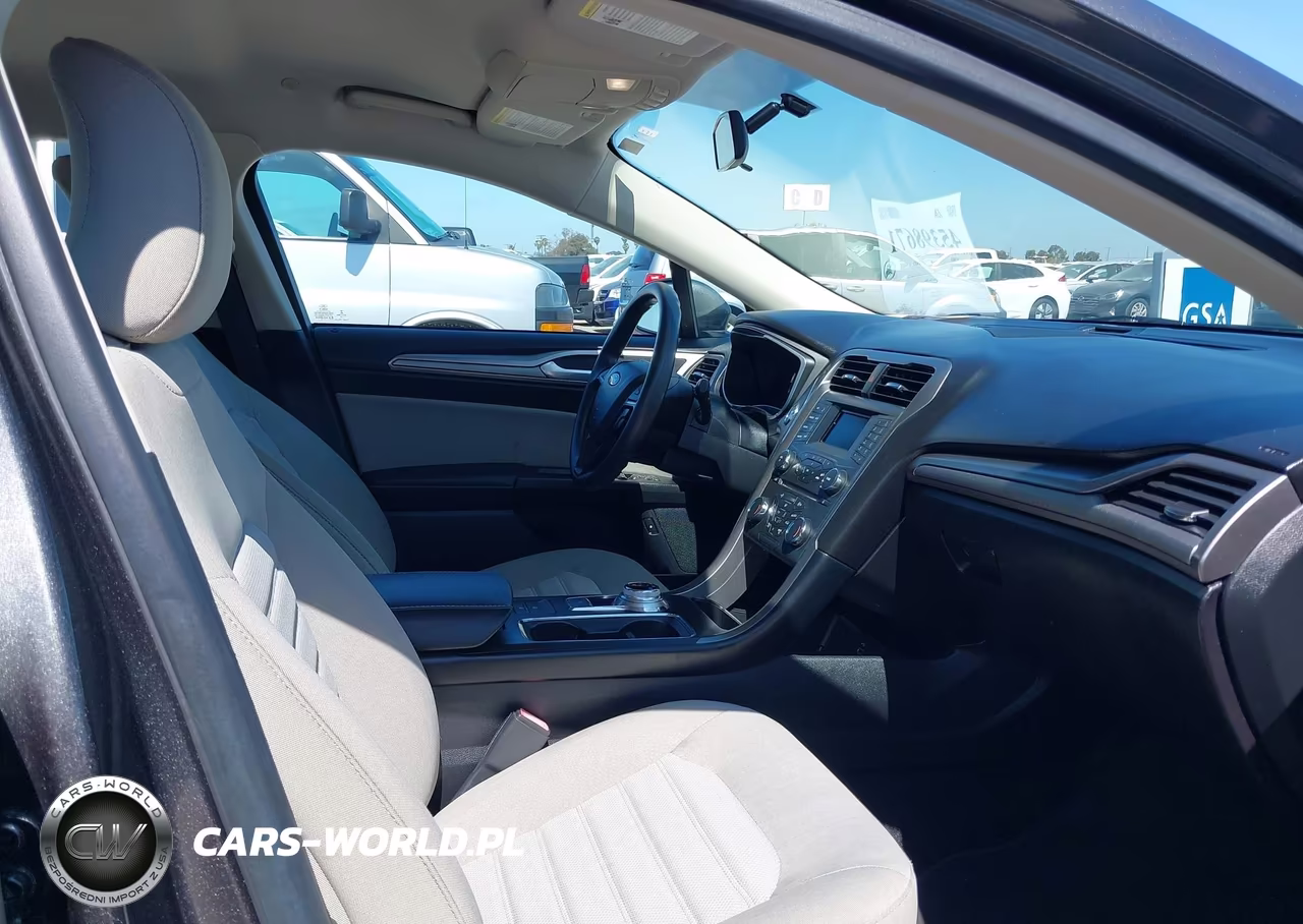 2018 Ford Fusion Hybrid S VIN:3FA6P0UU4JR243532 - 5