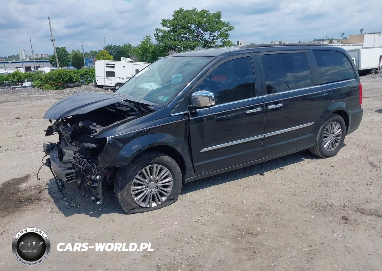 2016 Chrysler Town & Country Touring-L Anniversary Edition VIN:2C4RC1CG5GR207612 - 2