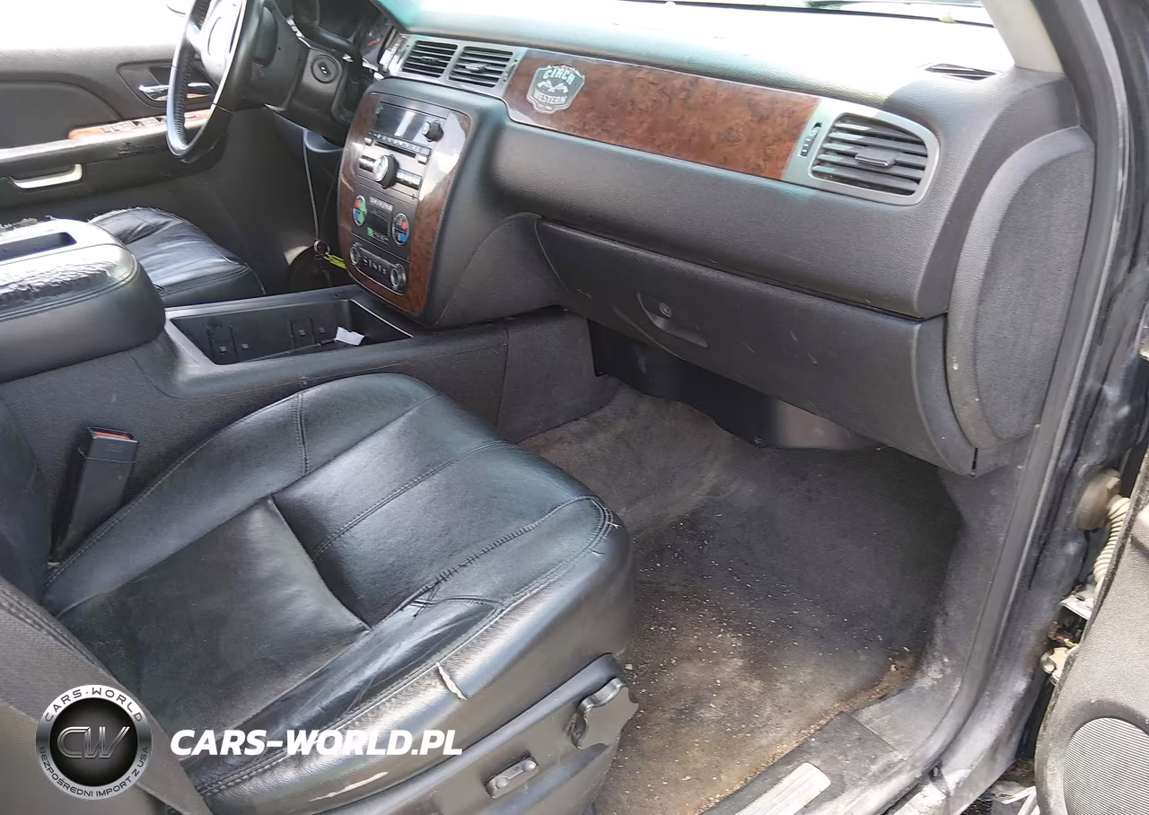 2009 Chevrolet Suburban 1500 Lt2 VIN:1GNFK263X9R111317 - 5