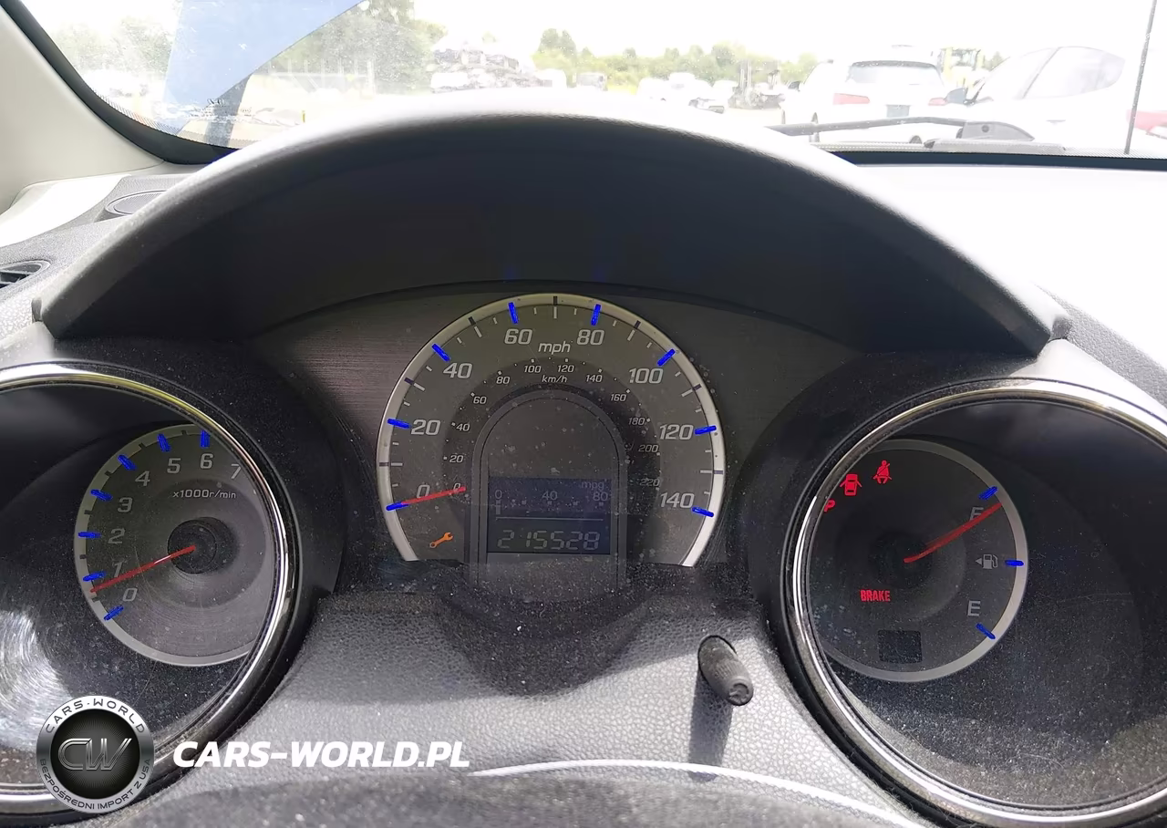 2013 Honda Fit Sport VIN:JHMGE8H53DC063224 - 7