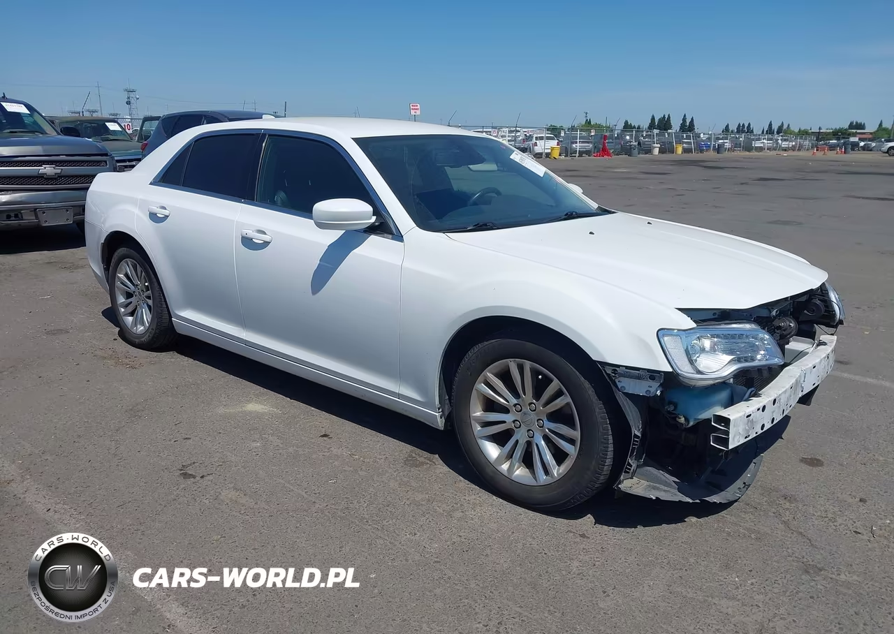 2018 Chrysler 300 Touring L – zdjęcie 1 z 17