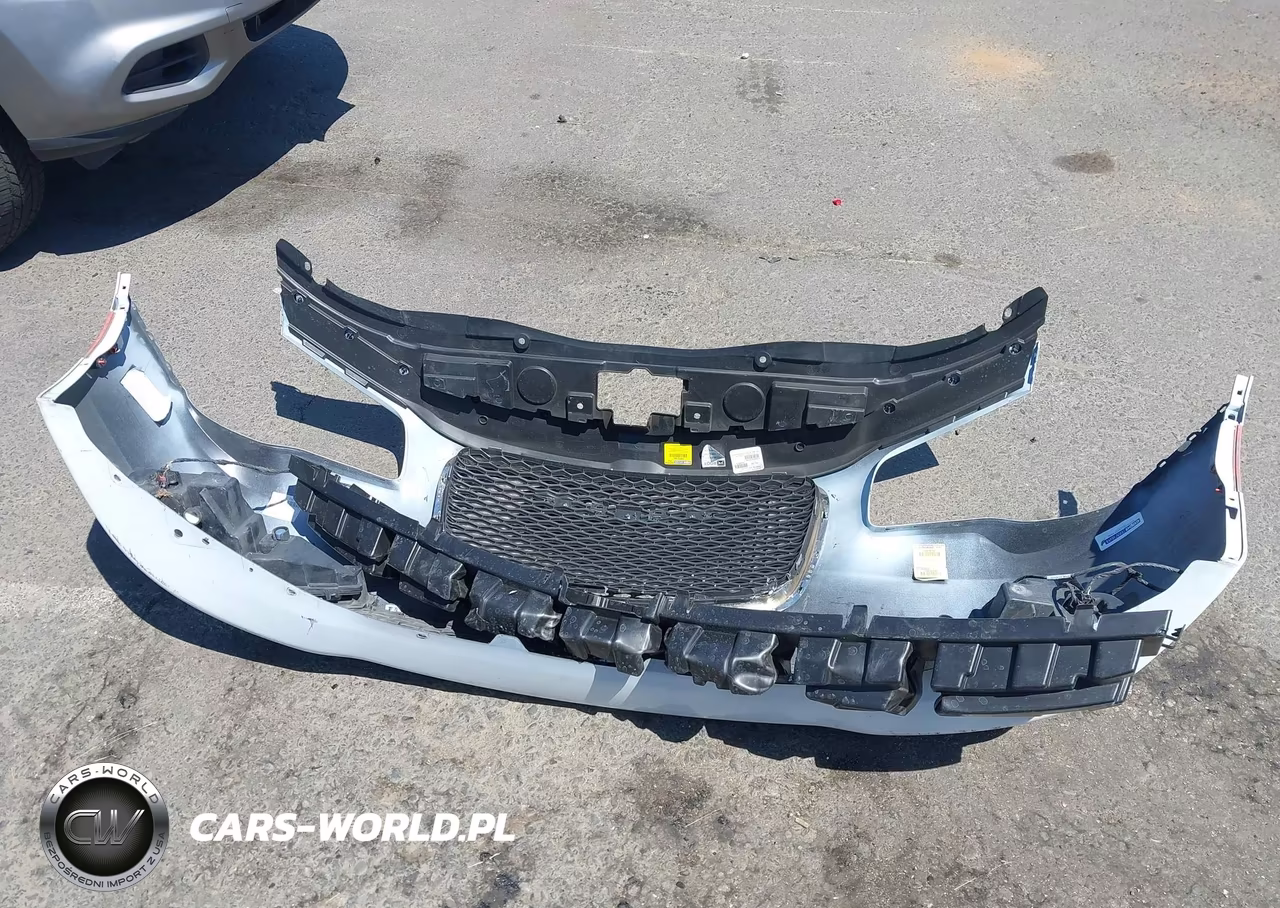 2018 Chrysler 300 Touring L VIN:2C3CCAAG8JH117512 - 12