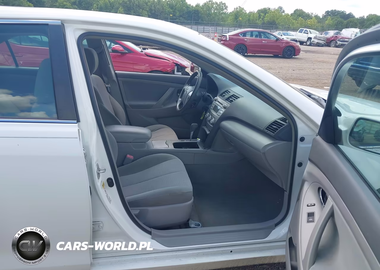 2011 Toyota Camry Le VIN:4T1BF3EK8BU649247 - 5