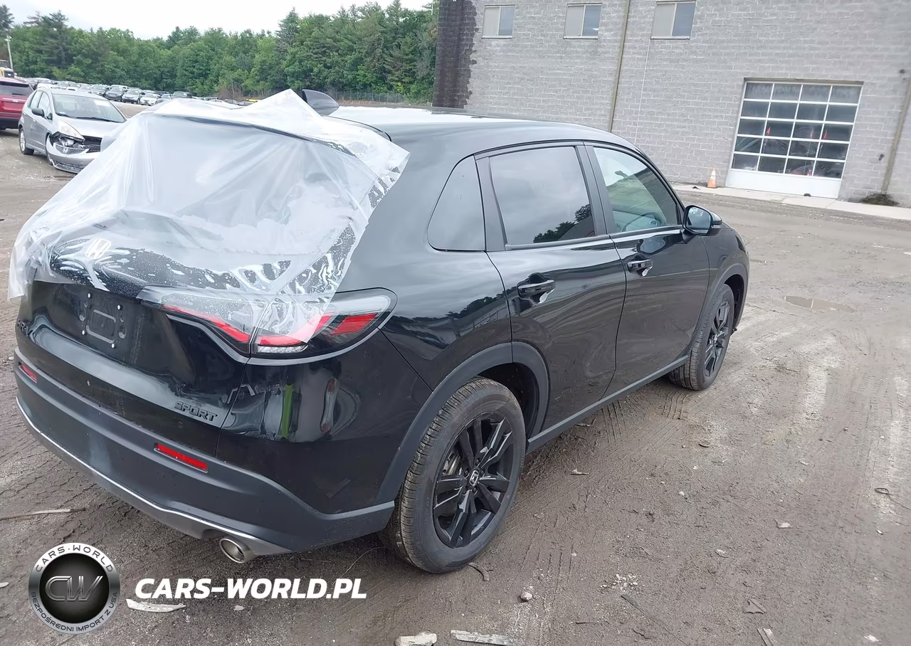 2026 Honda Hr-V Awd Sport VIN:3CZRZ2H54TM743068 - 4