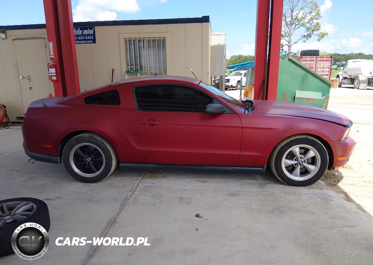 2011 Ford Mustang V6 Premium VIN:1ZVBP8AMXB5166002 - 14