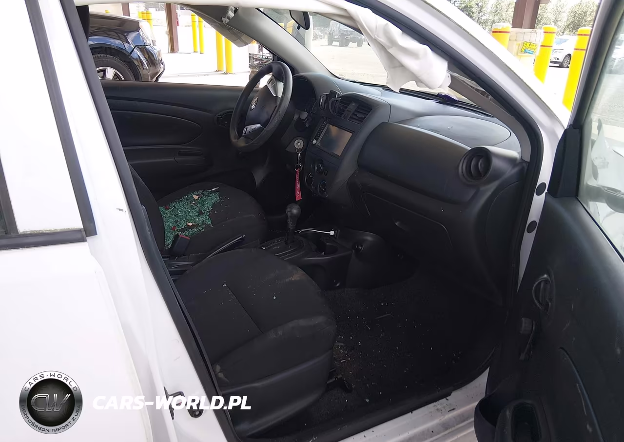 2019 Nissan Versa 1.6 S+ VIN:3N1CN7AP5KL824927 - 5