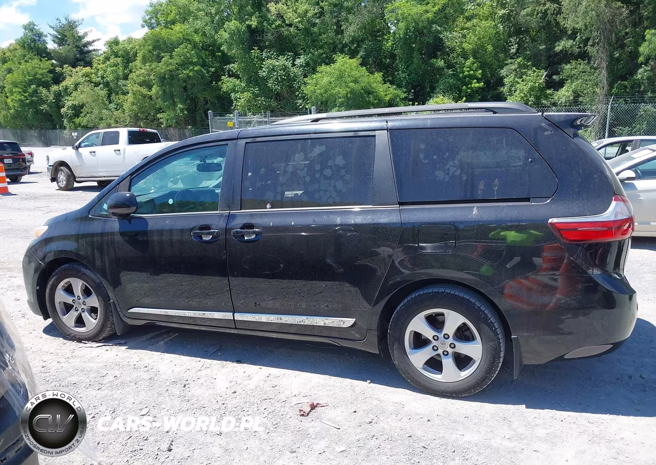 2016 Toyota Sienna Le 8 Passenger VIN:5TDKK3DC5GS750722 - 14