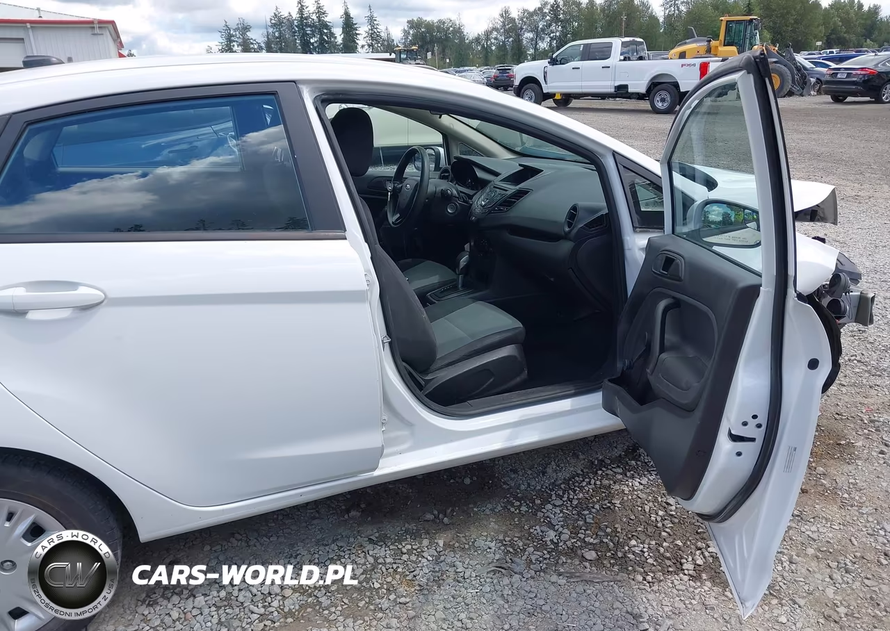 2016 Ford Fiesta S VIN:3FADP4AJ3GM165047 - 5