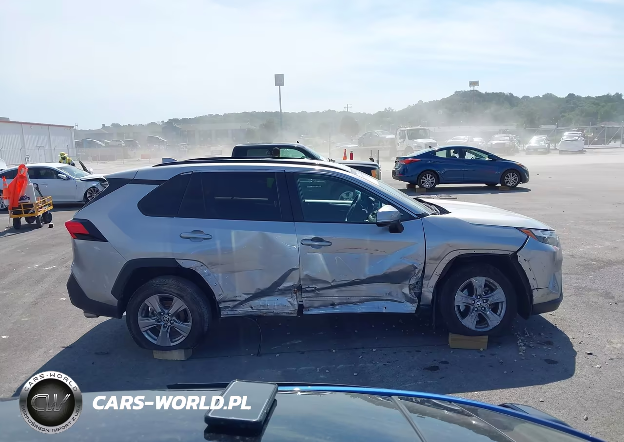 2024 Toyota Rav4 Hybrid Xle VIN:4T3RWRFVXRU112908 - 13