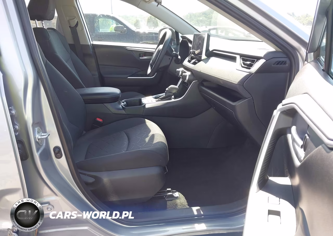 2024 Toyota Rav4 Hybrid Xle VIN:4T3RWRFVXRU112908 - 5
