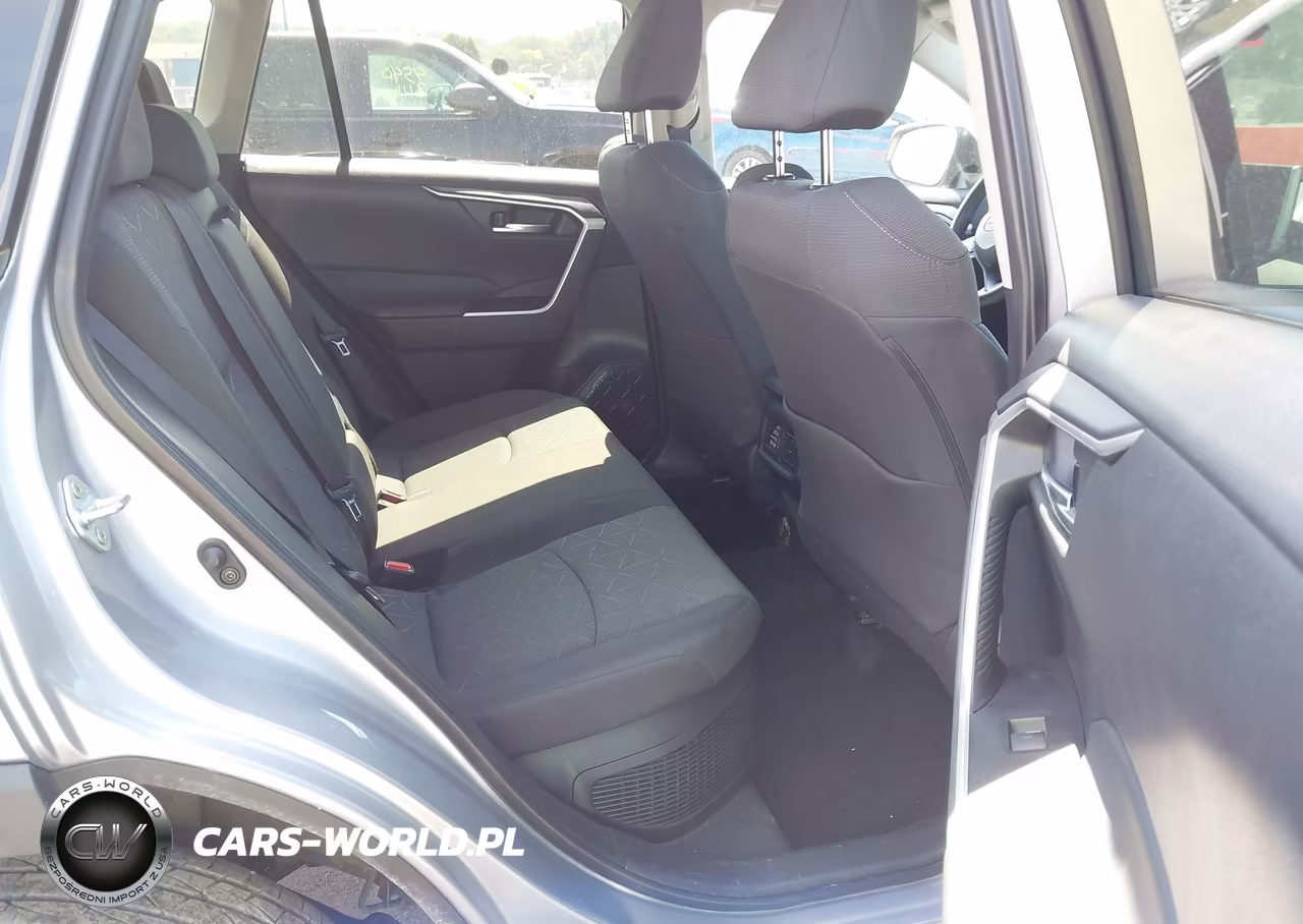 2024 Toyota Rav4 Hybrid Xle VIN:4T3RWRFVXRU112908 - 8