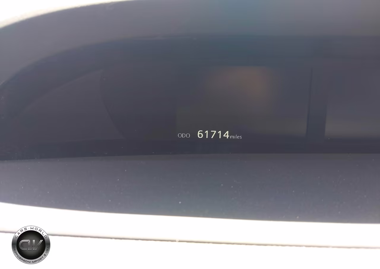 2019 Toyota Prius Limited VIN:JTDKARFU8K3075826 - 14