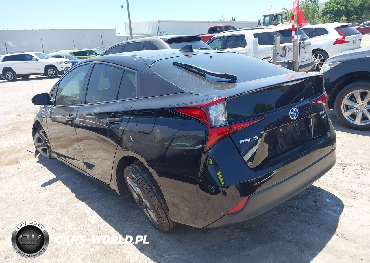 2019 Toyota Prius Limited VIN:JTDKARFU8K3075826 - 3