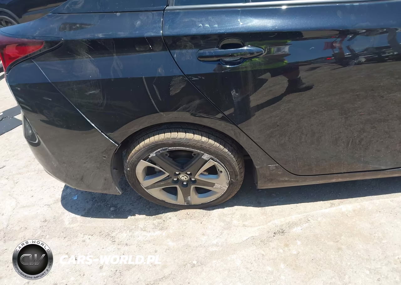 2019 Toyota Prius Limited VIN:JTDKARFU8K3075826 - 6