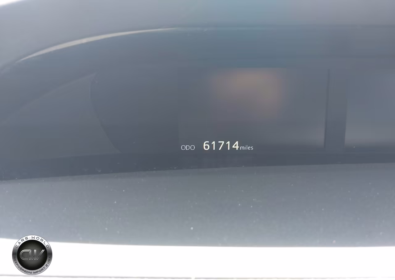 2019 Toyota Prius Limited VIN:JTDKARFU8K3075826 - 7